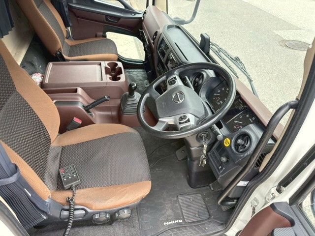 日野レンジャー冷凍車（冷蔵車）増トン（6t・8t）[写真22]