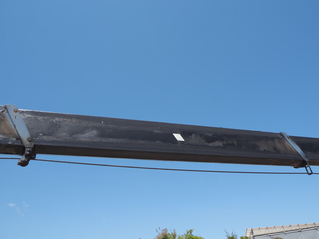 いすゞフォワードクレーン5段増トン（6t・8t）[写真14]