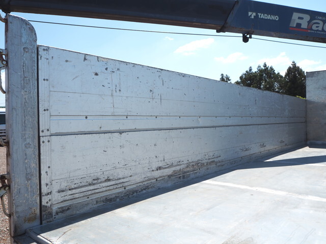 いすゞフォワードクレーン5段増トン（6t・8t）[写真18]