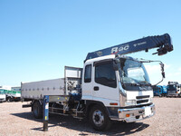 いすゞフォワードクレーン5段増トン（6t・8t）[写真01]