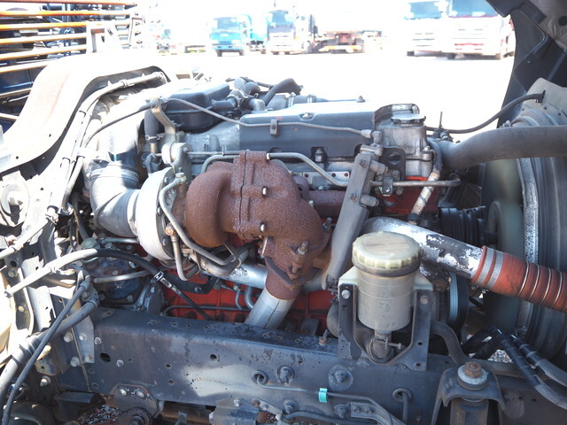 いすゞフォワードクレーン5段増トン（6t・8t）[写真22]