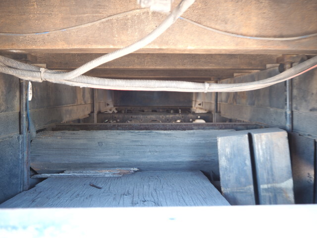 いすゞフォワードクレーン5段増トン（6t・8t）[写真25]