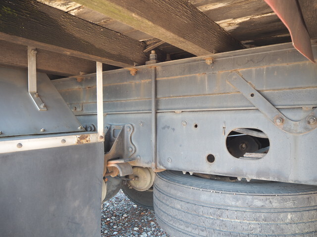 いすゞフォワードクレーン5段増トン（6t・8t）[写真27]