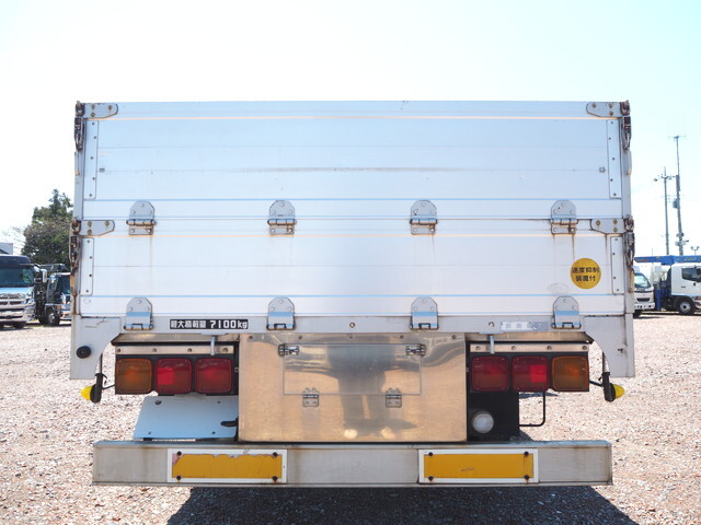 いすゞフォワードクレーン5段増トン（6t・8t）[写真07]