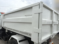 いすゞエルフコンテナ専用車小型（2t・3t）[写真16]