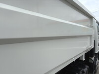 いすゞエルフコンテナ専用車小型（2t・3t）[写真24]