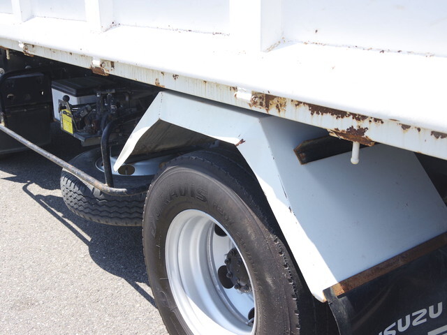 いすゞエルフローダーダンプ小型（2t・3t）[写真25]