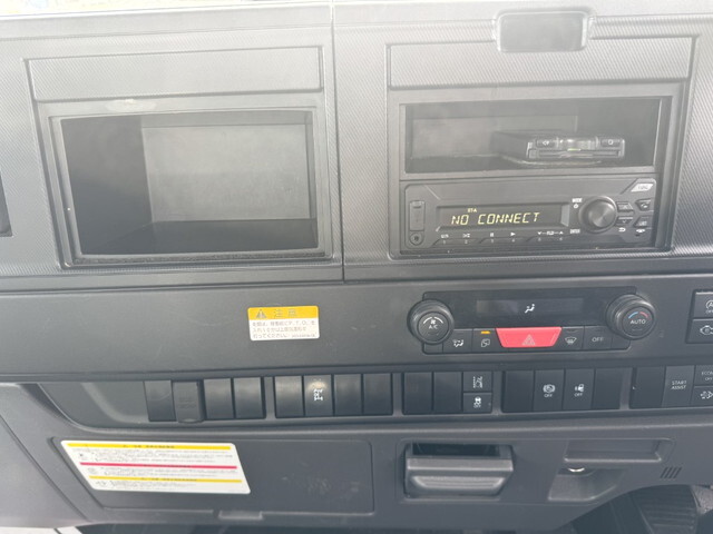 いすゞフォワードコンテナ専用車中型（4t）[写真36]