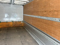 いすゞフォワードアルミウイング中型（4t）[写真15]