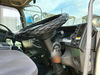 いすゞフォワードアルミウイング中型（4t）[写真26]