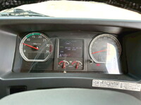 いすゞフォワードアルミウイング中型（4t）[写真28]