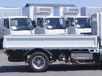 三菱ふそうキャンター平ボディ小型（2t・3t）[写真18]