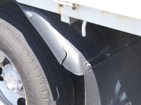 三菱ふそうキャンター平ボディ小型（2t・3t）[写真21]