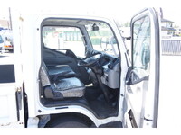 三菱ふそうキャンター平ボディ小型（2t・3t）[写真28]