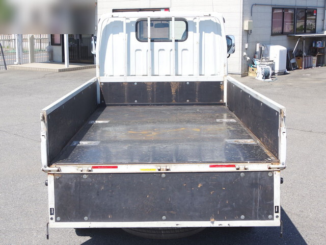 三菱ふそうキャンター平ボディ小型（2t・3t）[写真05]