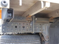 三菱ふそうキャンター平ボディ小型（2t・3t）[写真09]