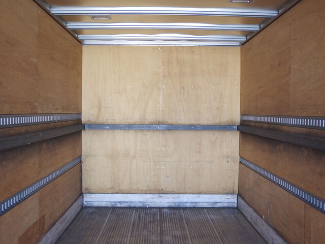 日野レンジャーアルミバン中型（4t）[写真15]