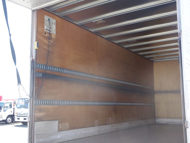 日野レンジャーアルミバン中型（4t）[写真17]