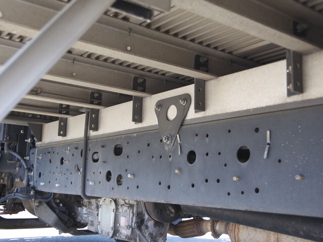 日野レンジャーアルミバン中型（4t）[写真06]