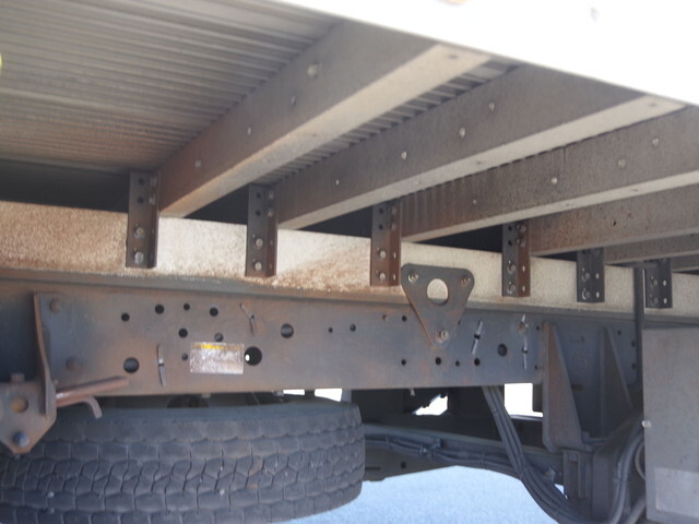 日野レンジャーアルミバン中型（4t）[写真07]