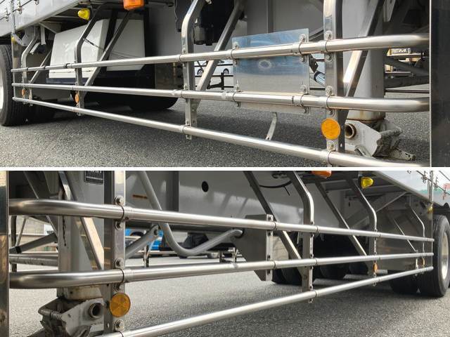 日野プロフィアトレーラーヘッド（トラクターヘッド）大型（10t）[写真20]