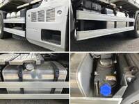 日野プロフィアトレーラーヘッド（トラクターヘッド）大型（10t）[写真22]