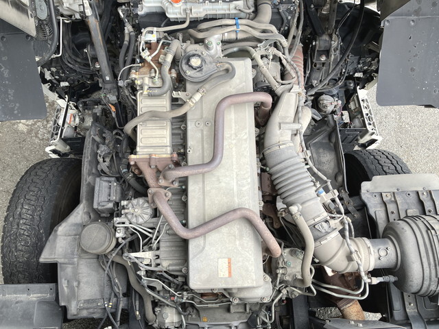 日野プロフィアトレーラーヘッド（トラクターヘッド）大型（10t）[写真30]