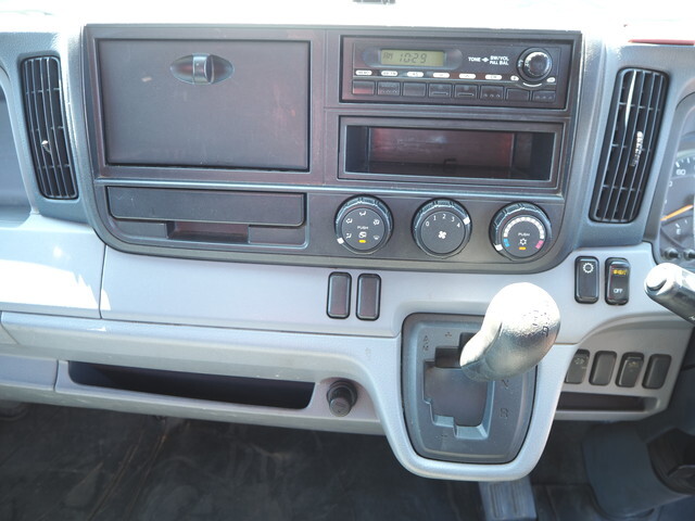 日産アトラスクレーン5段小型（2t・3t）[写真39]