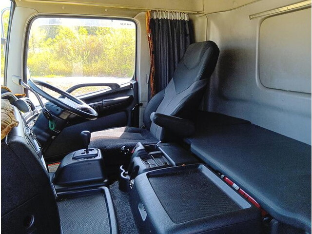 日野プロフィアアルミウイング大型（10t）[写真27]