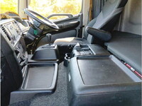 日野プロフィアアルミウイング大型（10t）[写真29]