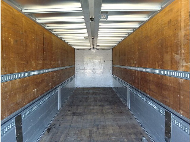 日野プロフィアアルミウイング大型（10t）[写真09]