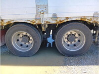 三菱ふそうスーパーグレート平ボディ大型（10t）[写真23]