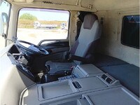 三菱ふそうスーパーグレート平ボディ大型（10t）[写真39]