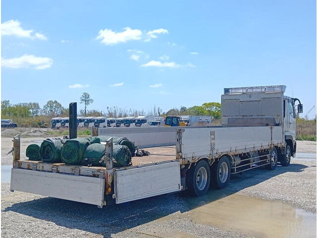 三菱ふそうスーパーグレート平ボディ大型（10t）[写真04]
