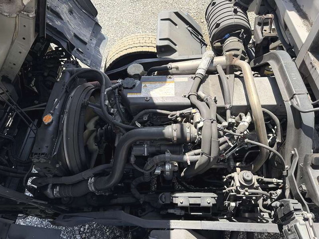 いすゞフォワードアルミウイング増トン（6t・8t）[写真15]