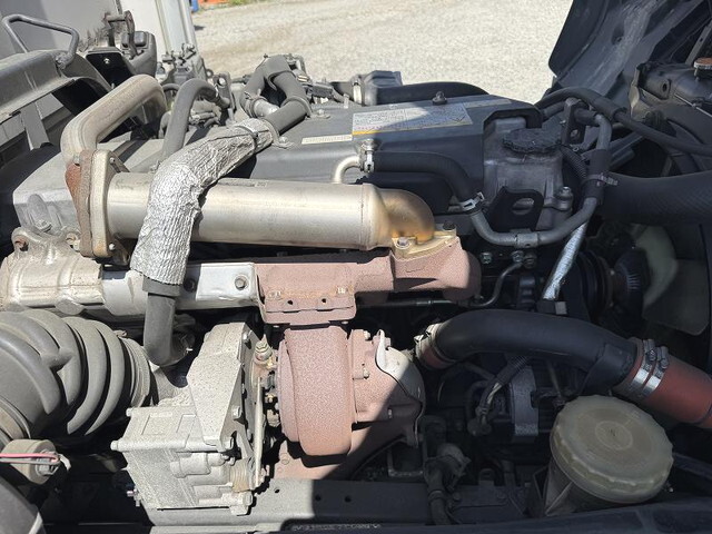 いすゞフォワードアルミウイング増トン（6t・8t）[写真16]