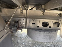 いすゞフォワードアルミウイング増トン（6t・8t）[写真23]