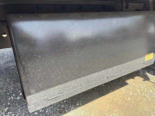 いすゞフォワードアルミウイング増トン（6t・8t）[写真24]