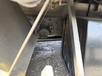 いすゞフォワードアルミウイング増トン（6t・8t）[写真27]