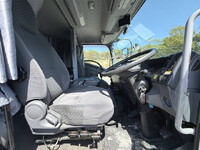 いすゞフォワードアルミウイング増トン（6t・8t）[写真30]