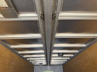 いすゞフォワードアルミウイング増トン（6t・8t）[写真10]