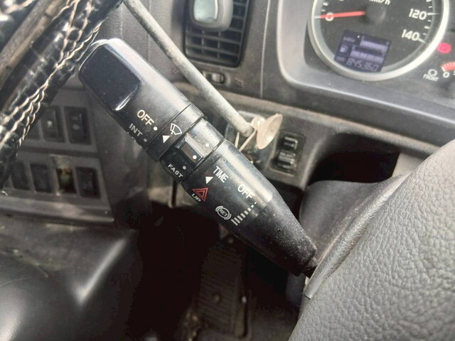 日野プロフィアトレーラーヘッド（トラクターヘッド）大型（10t）[写真16]