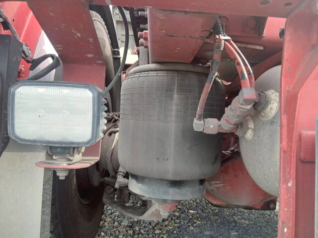 日野プロフィアトレーラーヘッド（トラクターヘッド）大型（10t）[写真31]