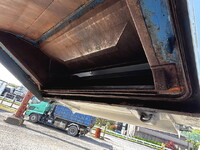 いすゞフォワードパッカー車（塵芥車）中型（4t）[写真16]