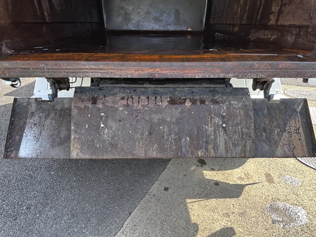 いすゞフォワードパッカー車（塵芥車）中型（4t）[写真16]