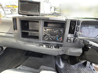 いすゞフォワードパッカー車（塵芥車）中型（4t）[写真34]