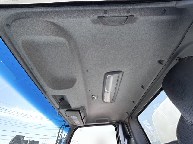 いすゞフォワードパッカー車（塵芥車）中型（4t）[写真37]