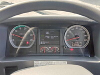 いすゞフォワードアルミウイング中型（4t）[写真20]