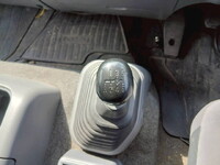 いすゞフォワードアルミウイング中型（4t）[写真23]