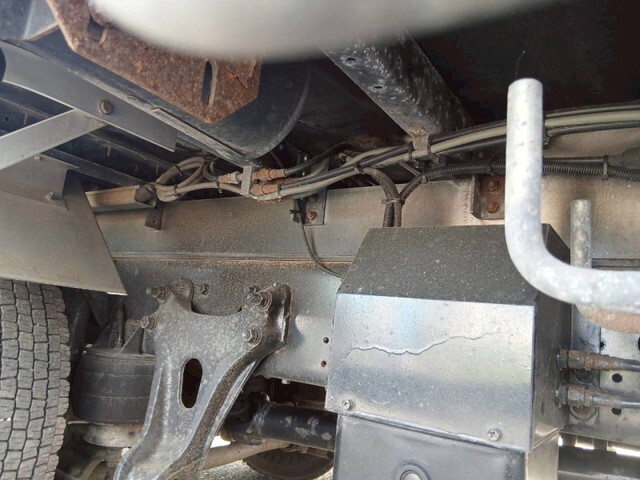 いすゞフォワードアルミウイング中型（4t）[写真32]